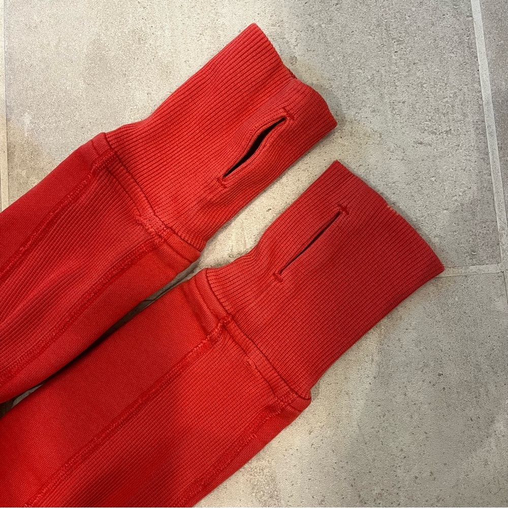 Lululemon - scuba full-zip jacket - red - Picture 9 of 12